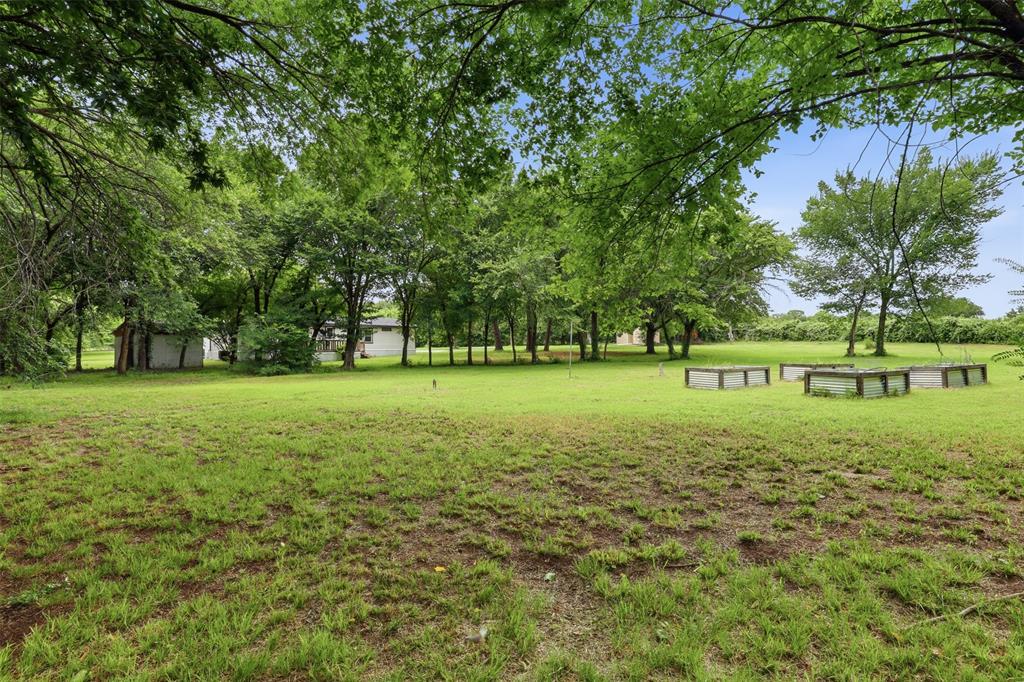 907 Quail Run Cleburne, TX 76031 - Photo 36 of 40