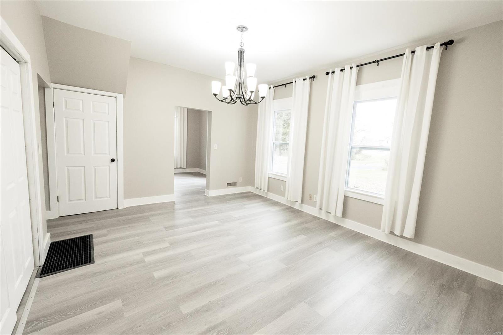 436 Rountree Street Hillsboro, IL 62049 - Photo 15 of 46 Gallery Image 15