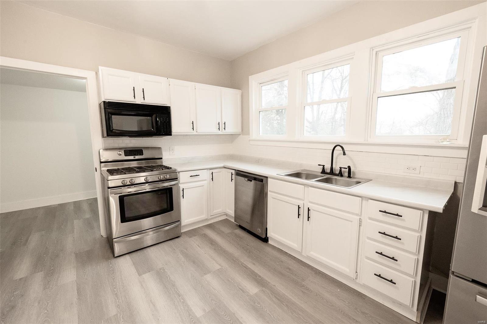 436 Rountree Street Hillsboro, IL 62049 - Photo 18 of 46 Gallery Image 18