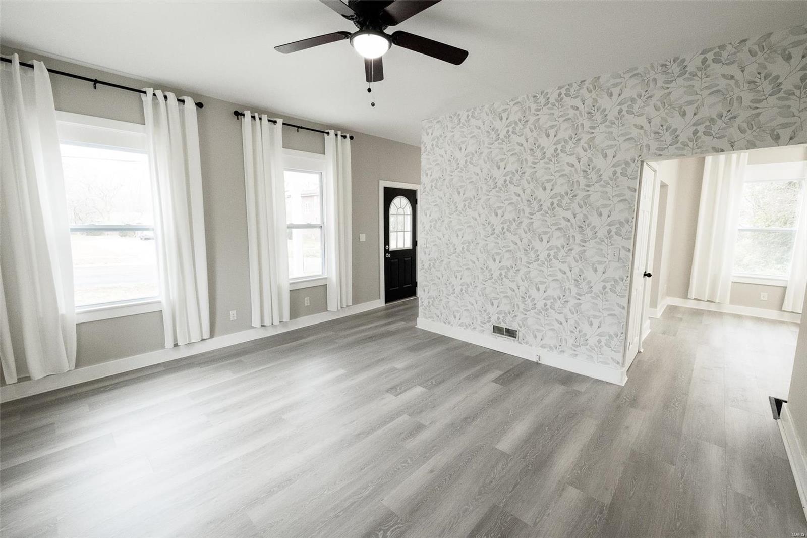 436 Rountree Street Hillsboro, IL 62049 - Photo 9 of 46 Gallery Image 9