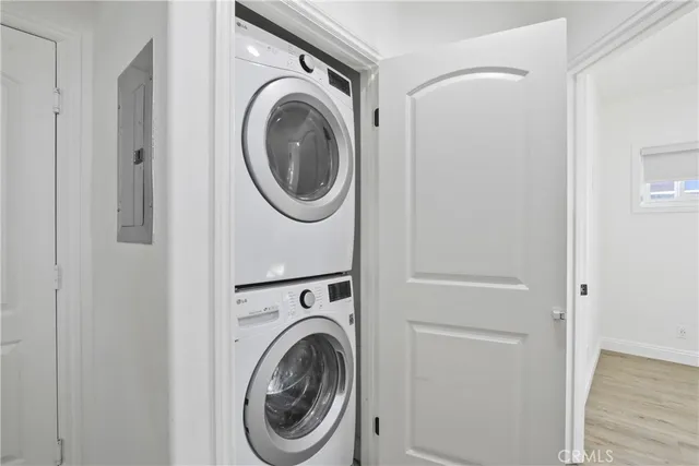 $4,350 | 3961 Green, Los Alamitos, CA 90720