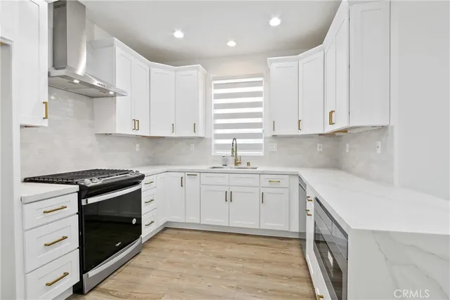 $4,350 | 3961 Green, Los Alamitos, CA 90720