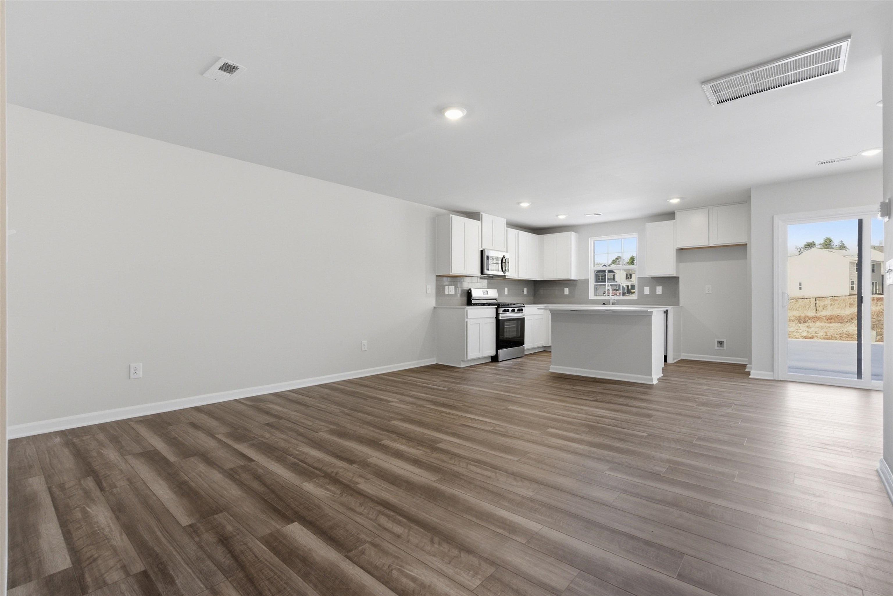 1406 Cattleman Acres Drive Inman, SC 29349 - Photo 4 of 26