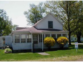 15670 Perry Street Bremen, IN 46595 - Photo 1 of 3