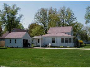 15670 Perry Street Bremen, IN 46595 - Photo 2 of 3