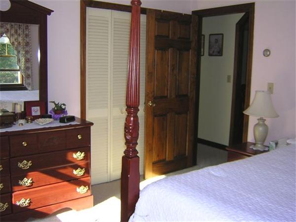 15 Squareshire Road Sterling, MA 01564 - Photo 17 of 30 a bedroom with a bed and a dresser