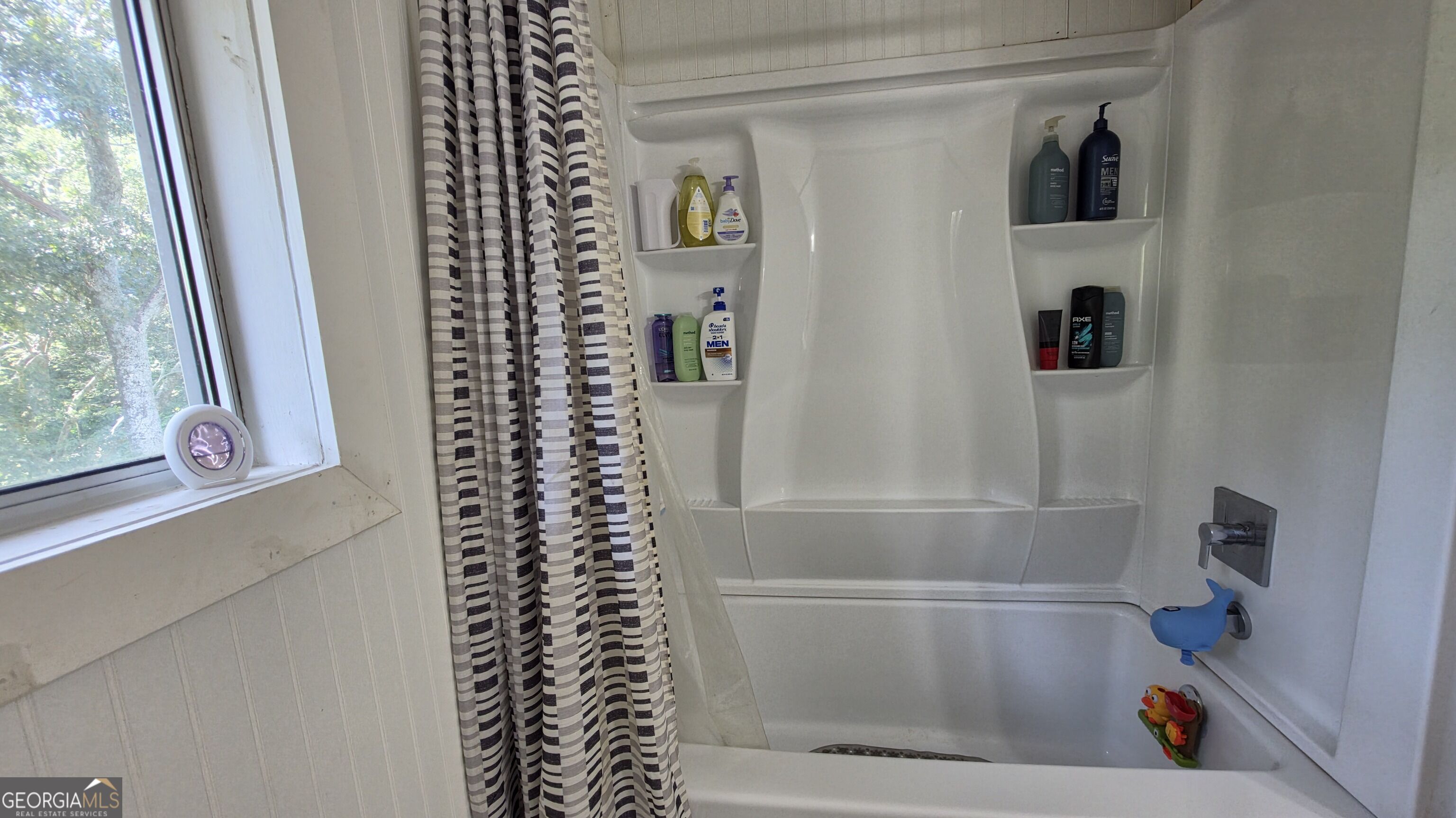 5829 Clarks Bridge Road Clermont, GA 30527 - Photo 16 of 23 Gallery Image 16