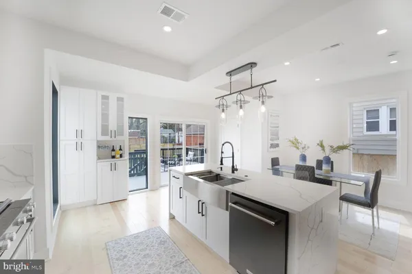 $4,800 | 3309 22nd Street Northeast, Washington, DC 20018