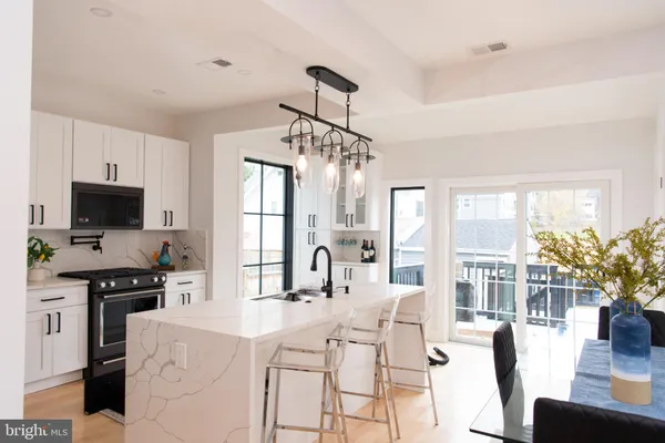 $4,800 | 3309 22nd Street Northeast, Washington, DC 20018