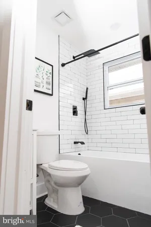 $4,800 | 3309 22nd Street Northeast, Washington, DC 20018