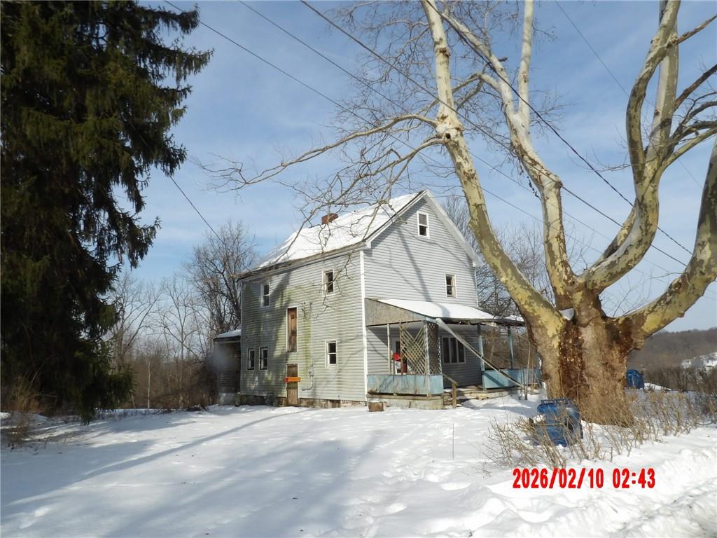 31 Spring Hill Lane New Castle, PA 16101 - Photo 2 of 9