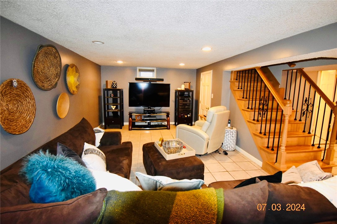 236 Vine Street Pawtucket, RI 02861 - Photo 26 of 32