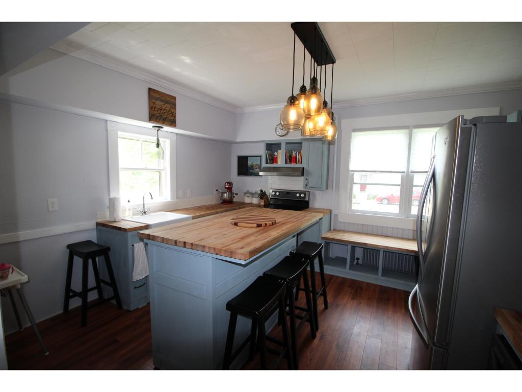 19 Sewall Road South Berwick, ME 03908 - Photo 2 of 35 Gallery Image 2