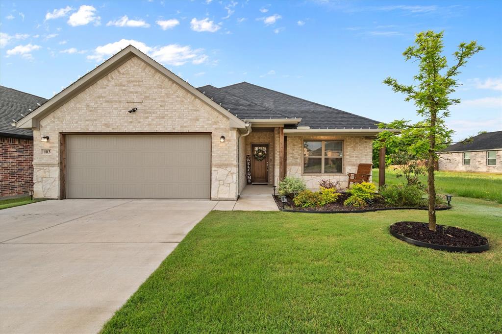 103 Randal Row Corsicana, TX 75110 - Photo 1 of 35