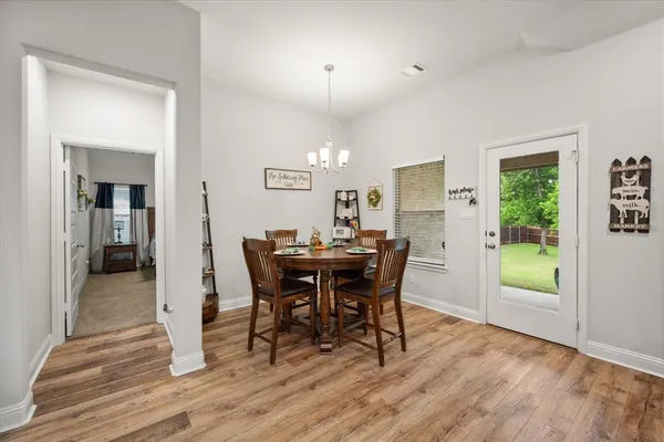 $325,000 | 103 Randal Row, Corsicana, TX 75110