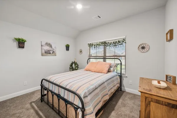 $325,000 | 103 Randal Row, Corsicana, TX 75110