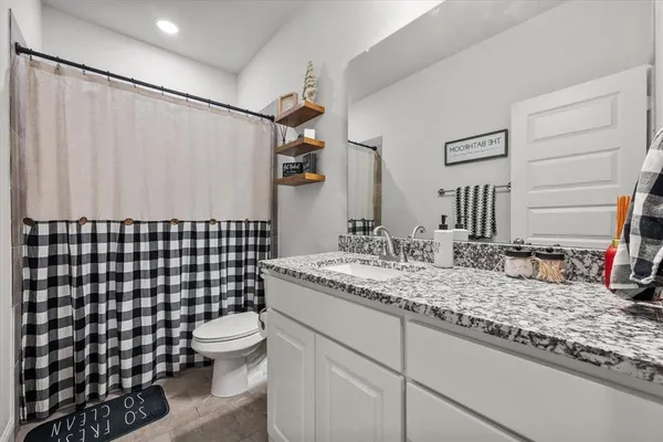 $325,000 | 103 Randal Row, Corsicana, TX 75110