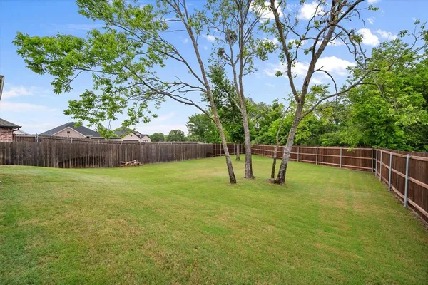 $325,000 | 103 Randal Row, Corsicana, TX 75110