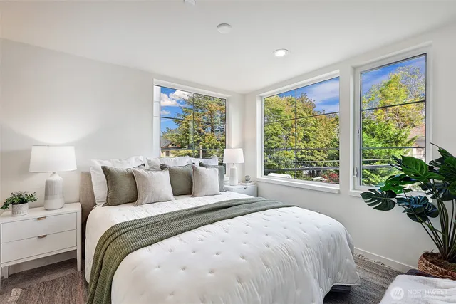 $989,900 | 1301 East 31st Avenue South, Seattle, WA 98144