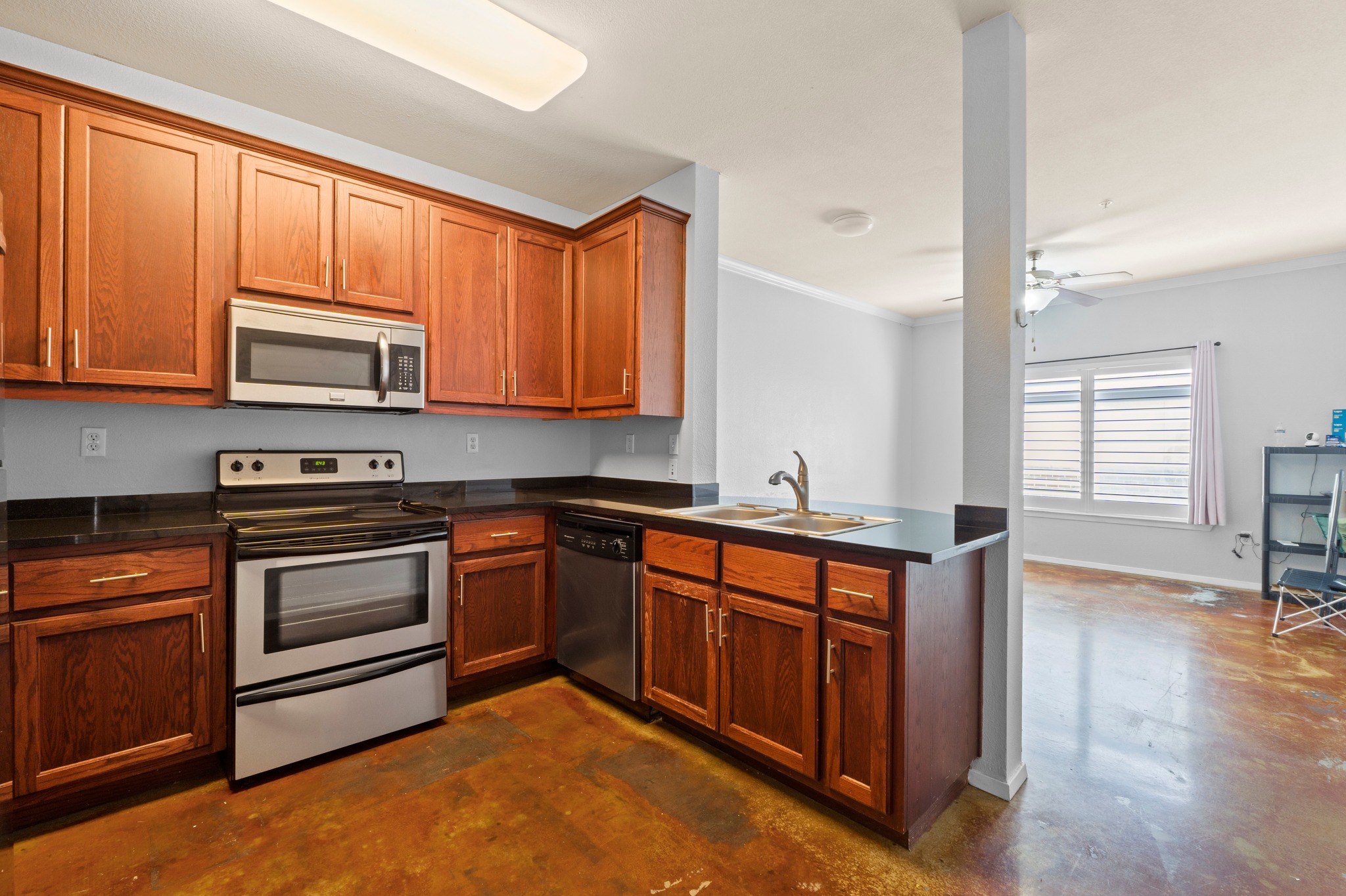 910 West 25th Street, Unit 209 Austin, TX 78705 - Photo 1 of 19