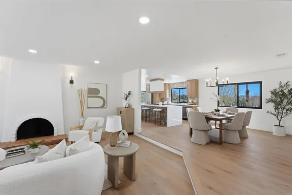 $1,200,000 | 358 Spanish Spur, Fallbrook, CA 92028