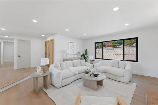 $1,200,000 | 358 Spanish Spur, Fallbrook, CA 92028