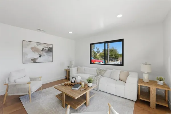 $1,200,000 | 358 Spanish Spur, Fallbrook, CA 92028