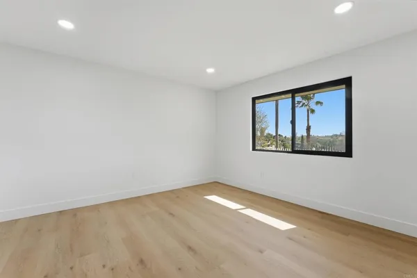 $1,200,000 | 358 Spanish Spur, Fallbrook, CA 92028