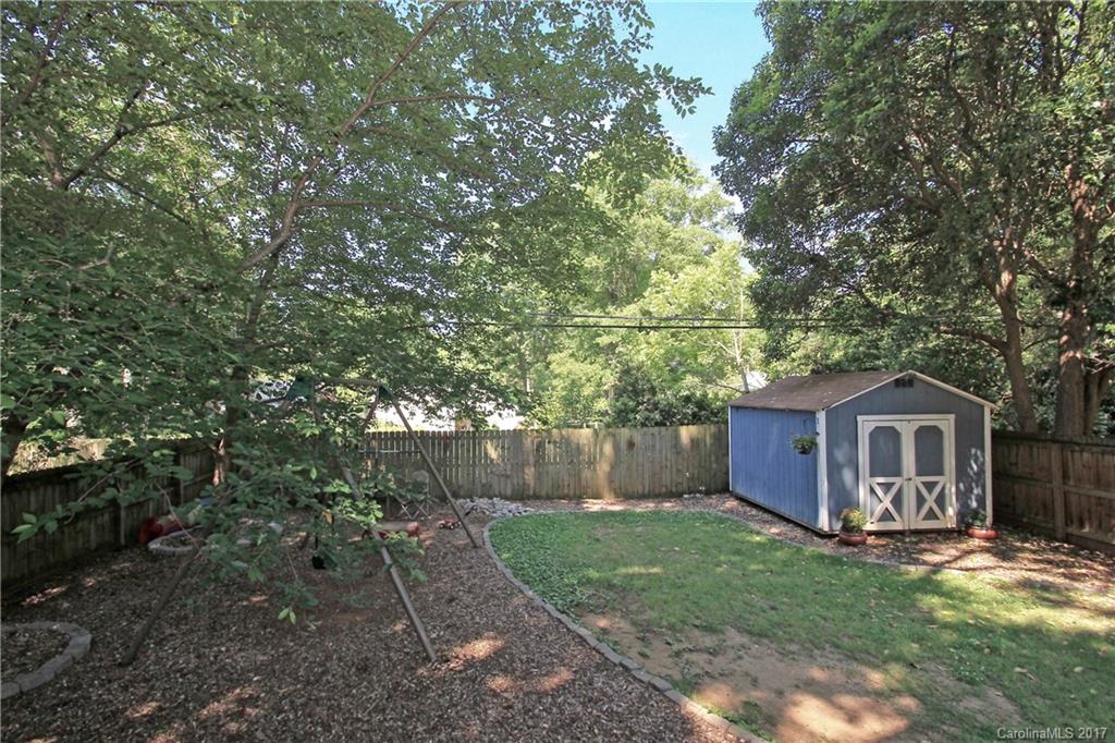 1805 Club Road Charlotte, NC 28205 - Photo 3 of 10 Gallery Image 3