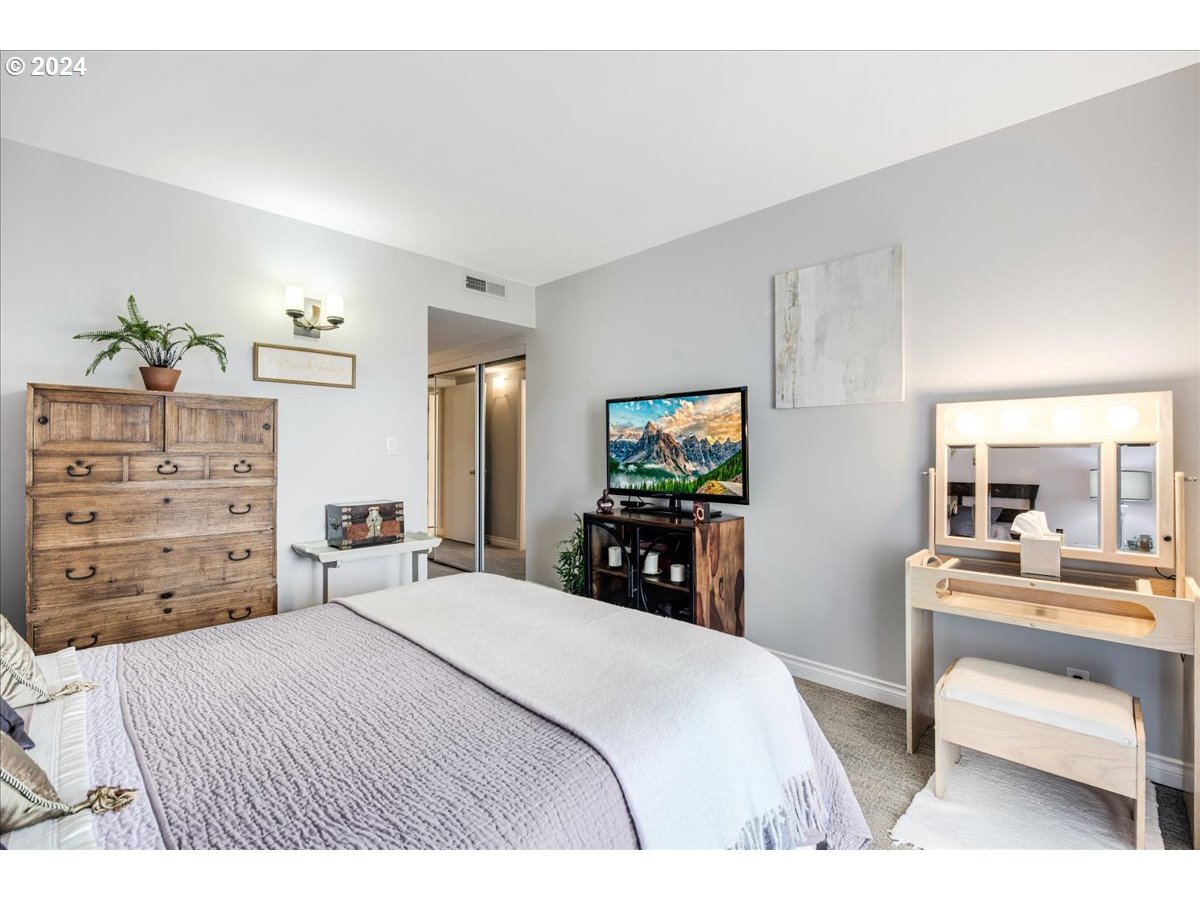 6665 West Burnside Road, Unit 433 Portland, OR 97225 - Photo 19 of 28 Gallery Image 19