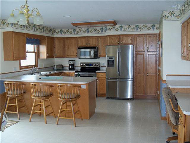 2183 Sheick Road Monroe, MI 48162 - Photo 2 of 14 20357952-1.JPG