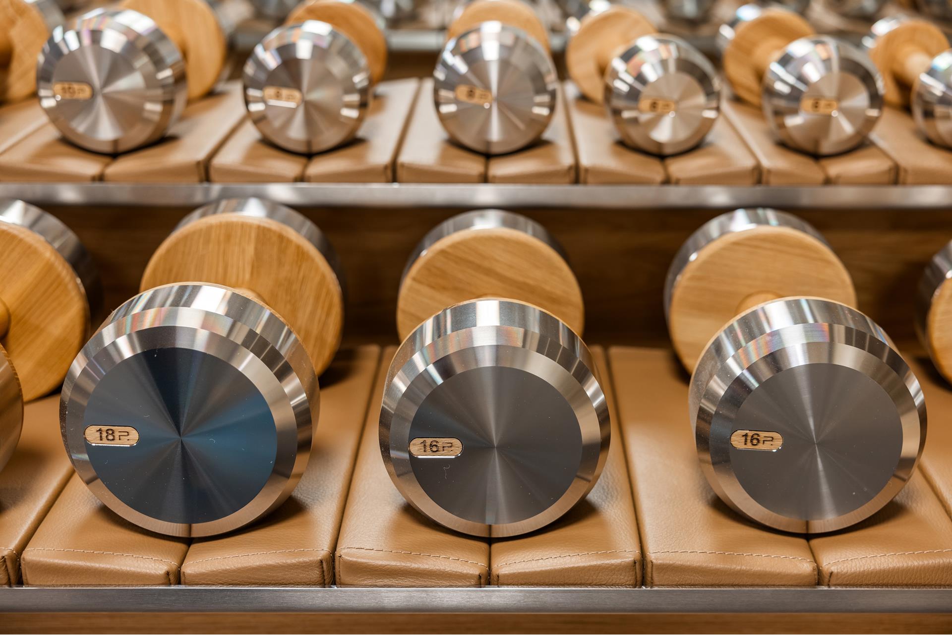 85 Worth Street, Unit 5 Manhattan, NY 10013 - Photo 11 of 20 a wooden floor with a view of light bulb