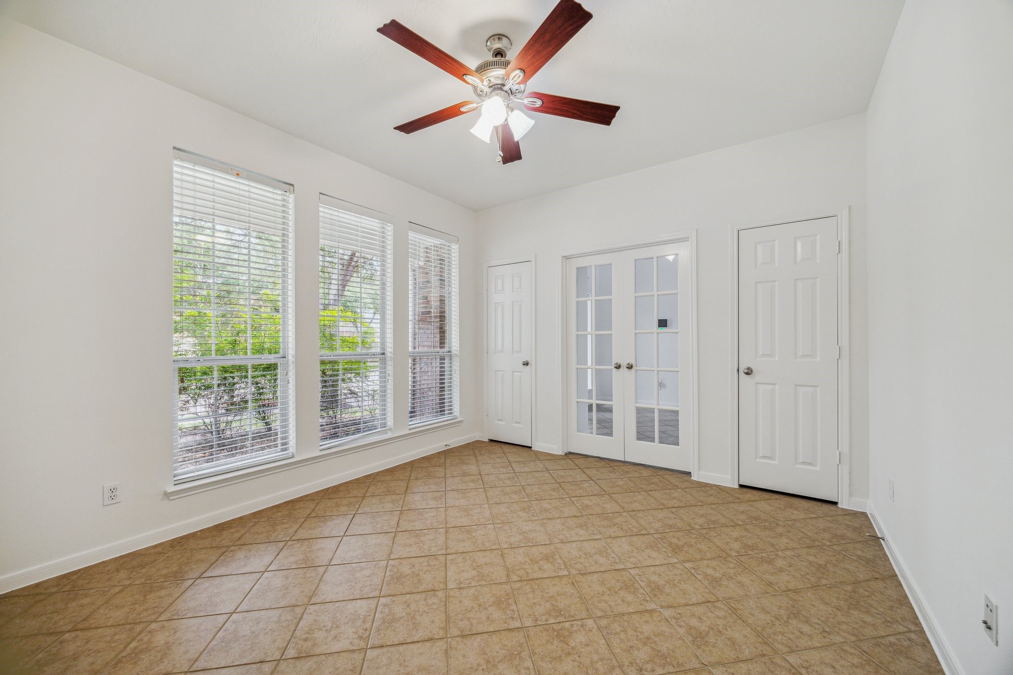 26402 Larkspur Ridge Drive Katy, TX 77494 - Photo 9 of 34 a view of an empty room with a window
