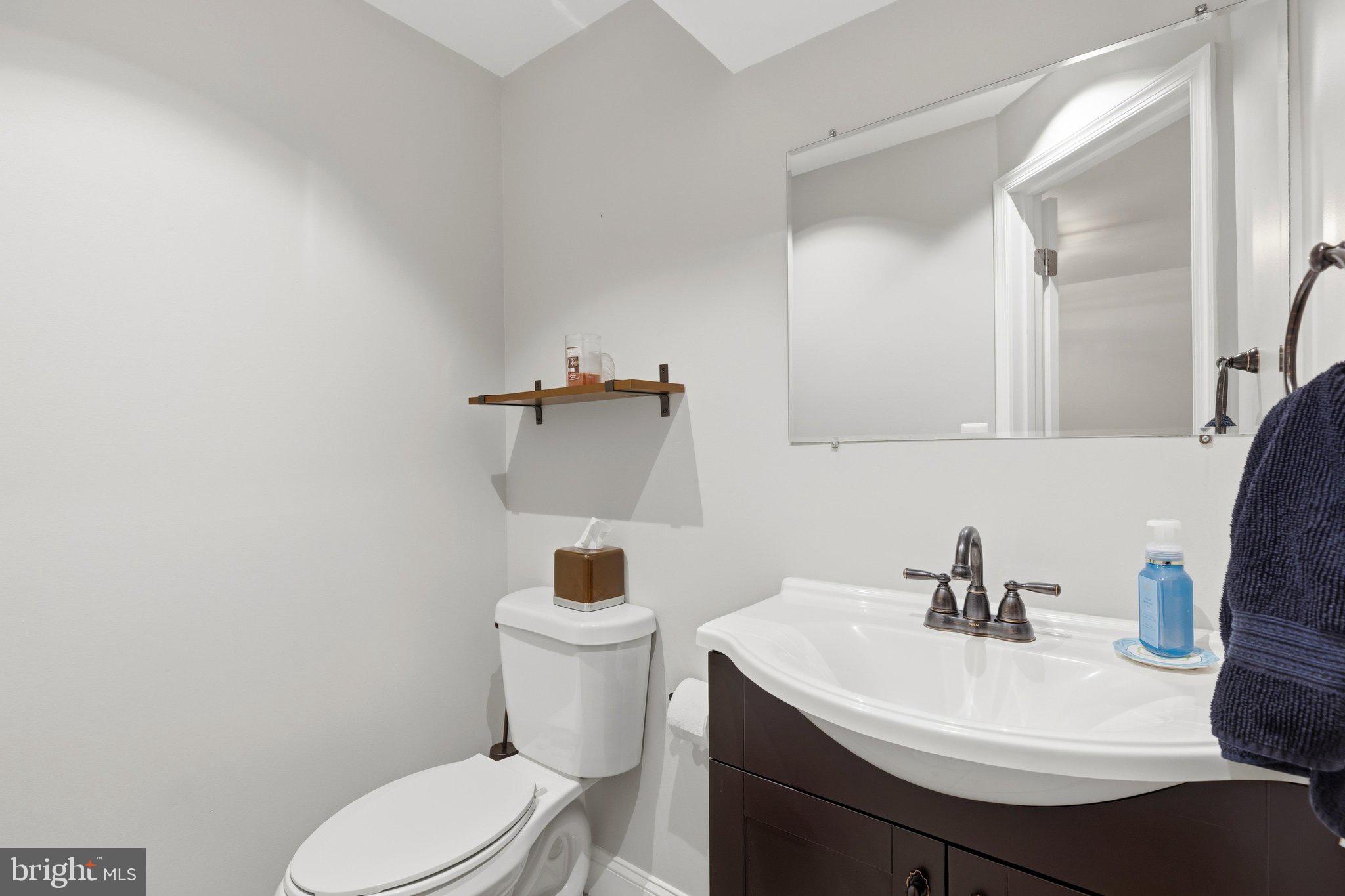 2617 South Arlington Ridge Road Arlington, VA 22202 - Photo 20 of 90 Gallery Image 20