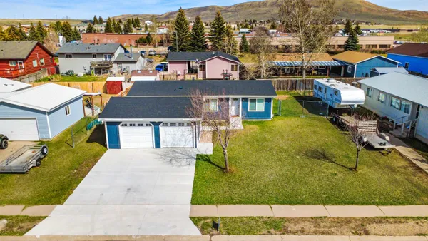 $299,000 | 196 Lupine Drive, Evanston, WY 82930