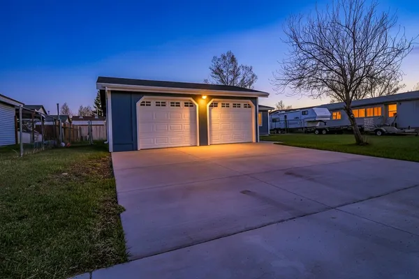 $299,000 | 196 Lupine Drive, Evanston, WY 82930