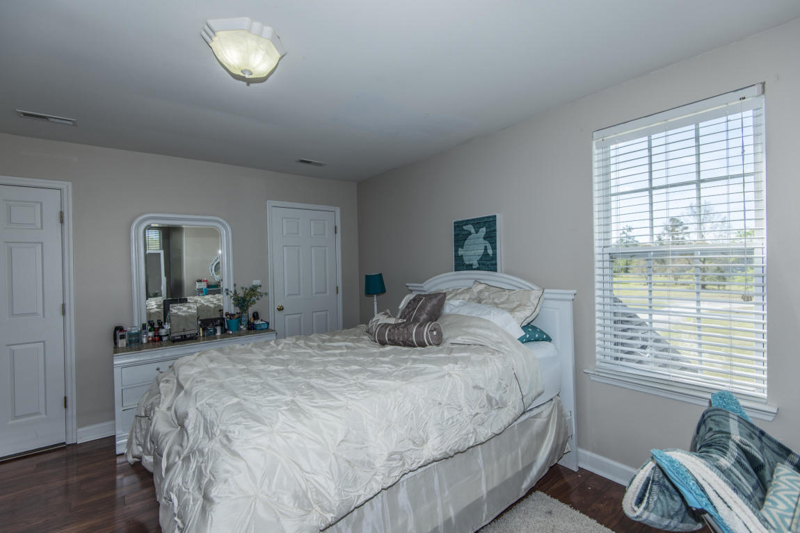 1084 Barnyard Road Bonneau, SC 29431 - Photo 13 of 37 17
