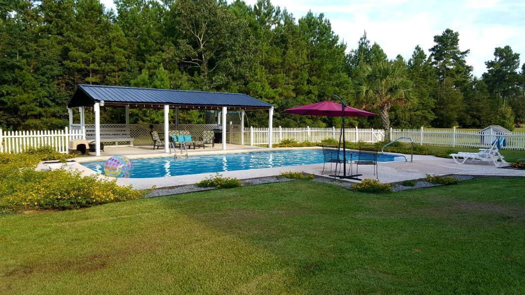 1084 Barnyard Road Bonneau, SC 29431 - Photo 16 of 37 20