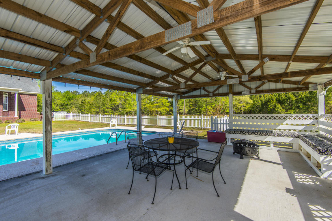 1084 Barnyard Road Bonneau, SC 29431 - Photo 20 of 37 24