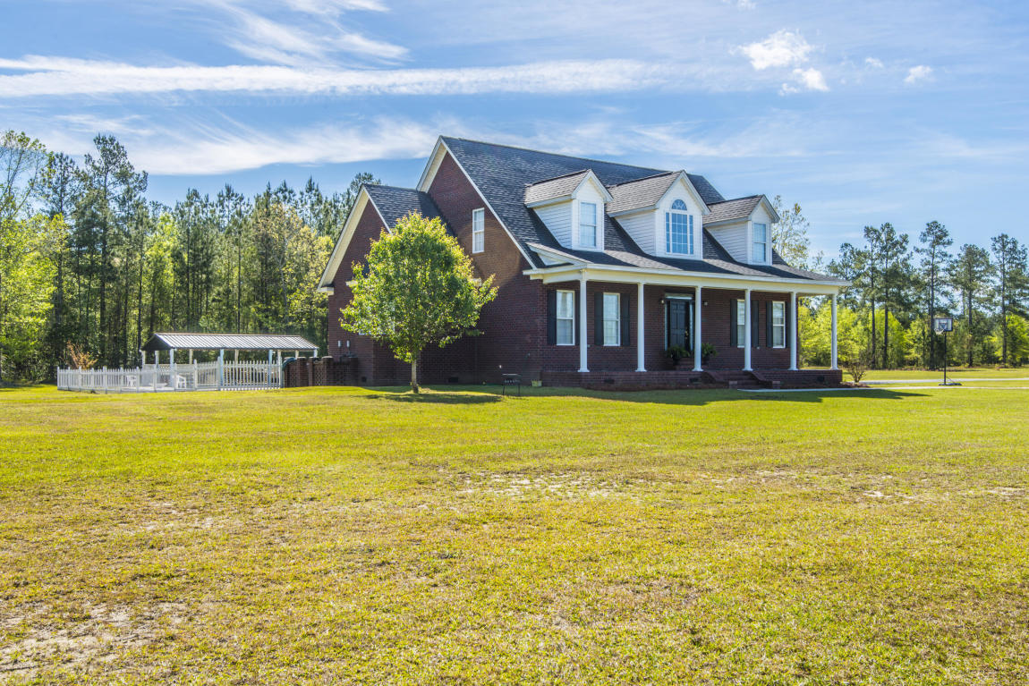 1084 Barnyard Road Bonneau, SC 29431 - Photo 3 of 37 2