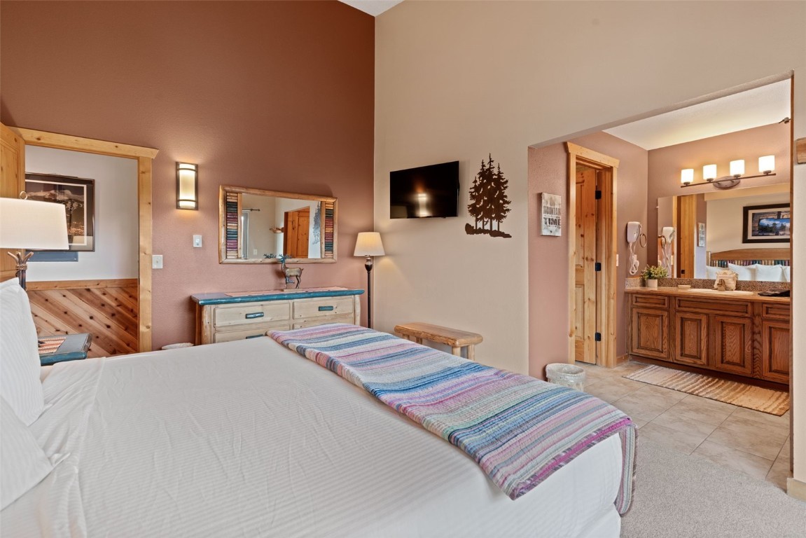 405 4 O Clock Road, Unit 13F Breckenridge, CO 80424 - Photo 9 of 22 Gallery Image 9