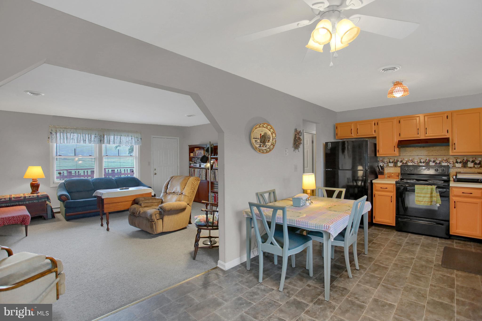 488 Mountain Road Boiling Springs, PA 17007 - Photo 5 of 26 Gallery Image 5