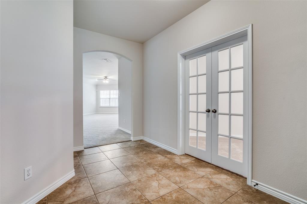 5813 Stone Mountain Road The Colony, TX 75056 - Photo 4 of 24