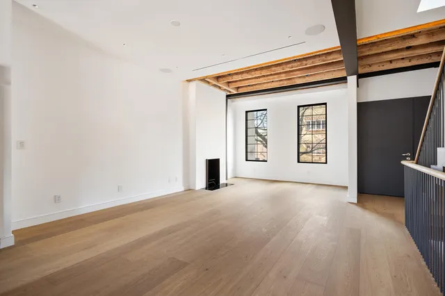 $4,600,000 | 98 Conselyea Street | Williamsburg