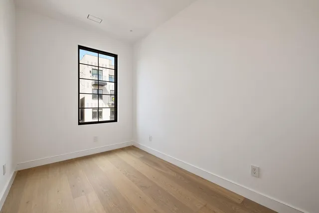 $4,750,000 | 98 Conselyea Street | Williamsburg