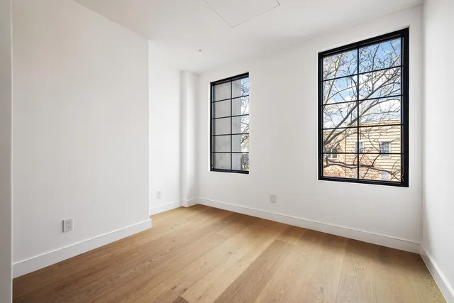 $4,600,000 | 98 Conselyea Street | Williamsburg