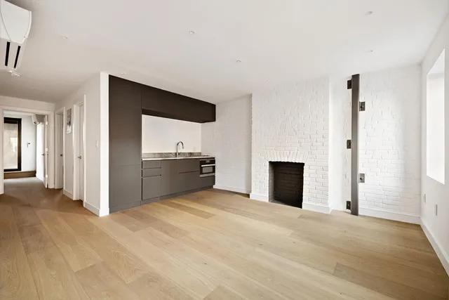 $4,600,000 | 98 Conselyea Street | Williamsburg