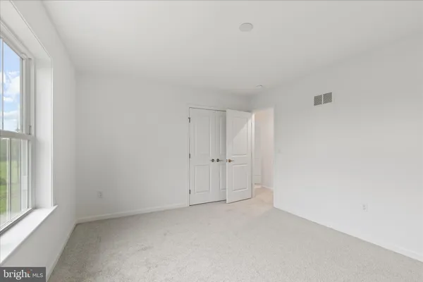 $445,900 | 10 Stream Drive, Carlisle, PA 17013
