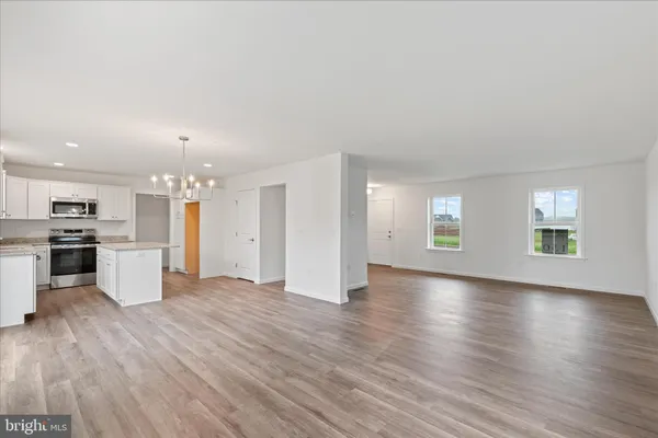 $445,900 | 10 Stream Drive, Carlisle, PA 17013
