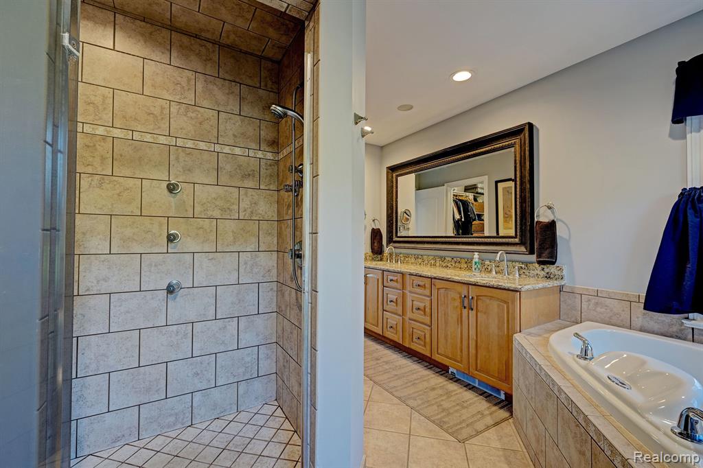 1372 McKail Road Leonard, MI 48367 - Photo 37 of 92